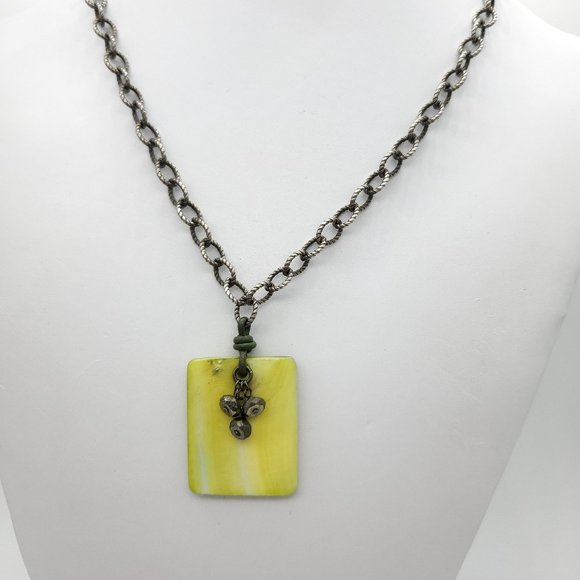 Silpada Jewelry - N1133  Silpada Green Mother of Pearl Necklace